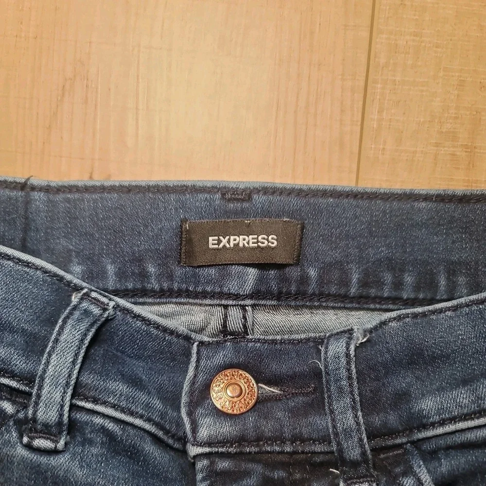 Express High Rise Bell flare Jeans Women's 4 - Picture 3 of 7